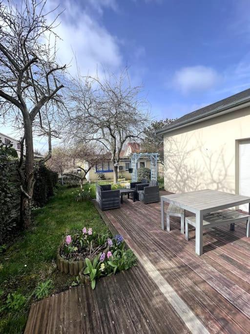 Maison De Vacances Familiale Уистреам Екстериор снимка